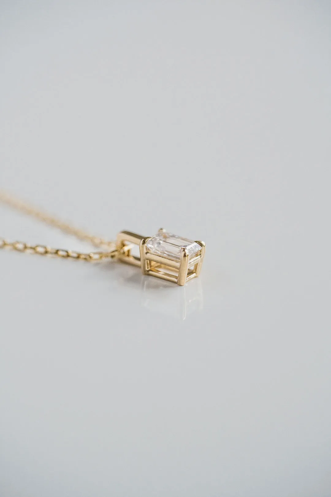 1.0 TCW Emerald Moissanite Diamond Solitaire Necklace