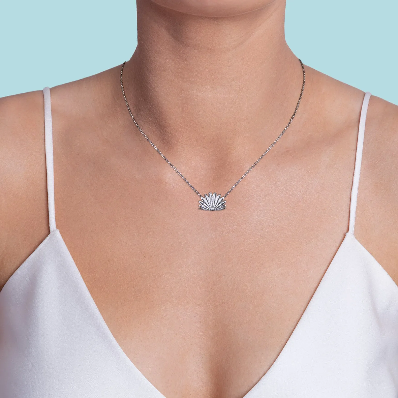 Boh Runga Fan Tail Sunrise Necklace | Silver