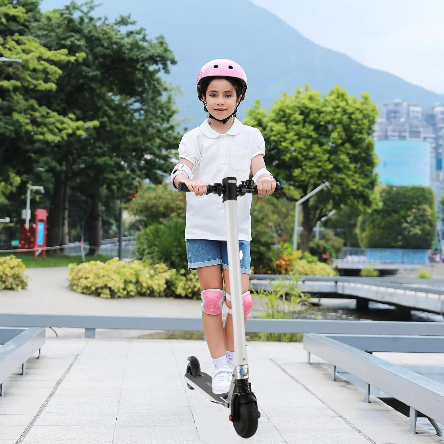 Caroma Electric Scooter for Kids Ages 6-14, 250W Motor, Max 16 Miles & 15 Mph, 3 Speeds Adjustable, LED Display & Foldable, Double Safe Brake, Electric Scooter for Kids Teens Ages 8-18