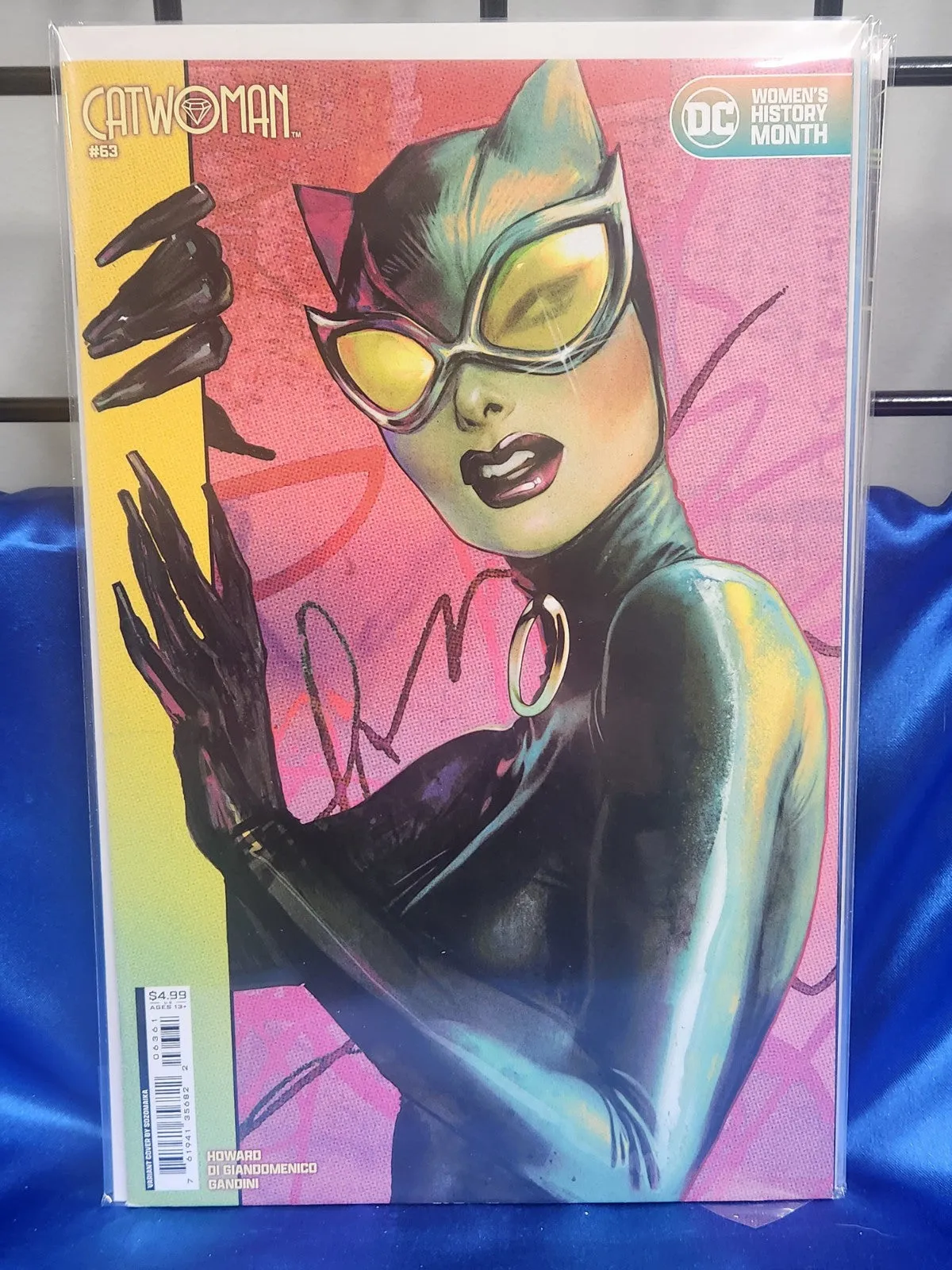 Catwoman #63 Sozomaika Women's History Variant.We Combine. We Pack Well