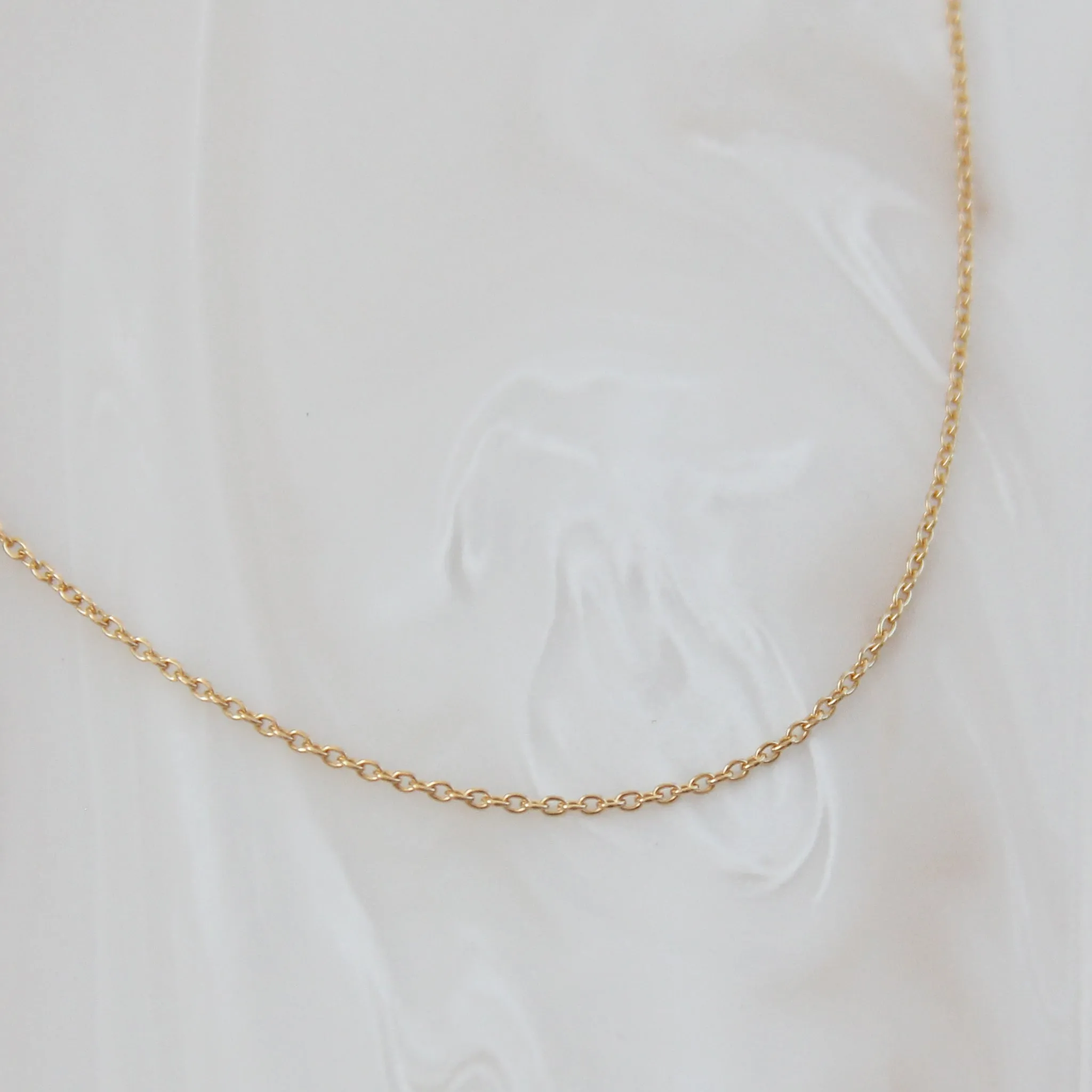 DAINTY WHISPER CHAIN NECKLACE