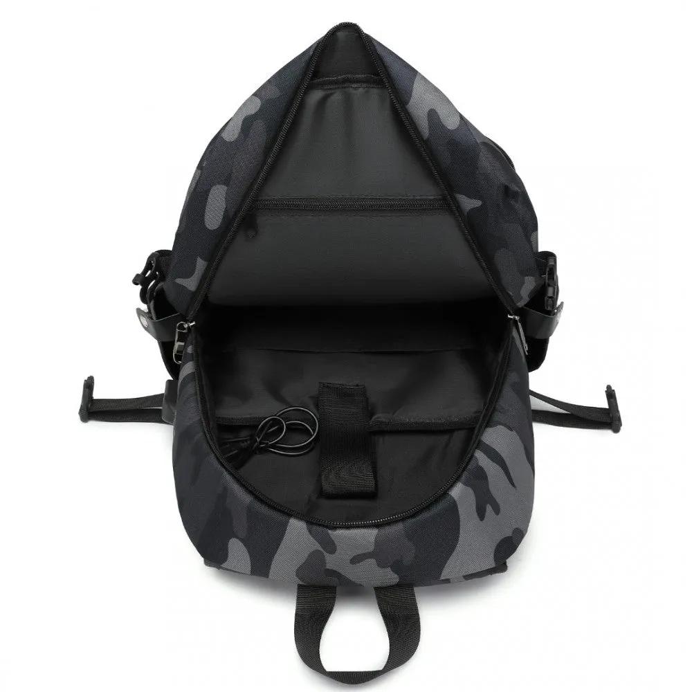 E6715 - Kono Business Laptop Backpack With Usb Charging Port - Camo