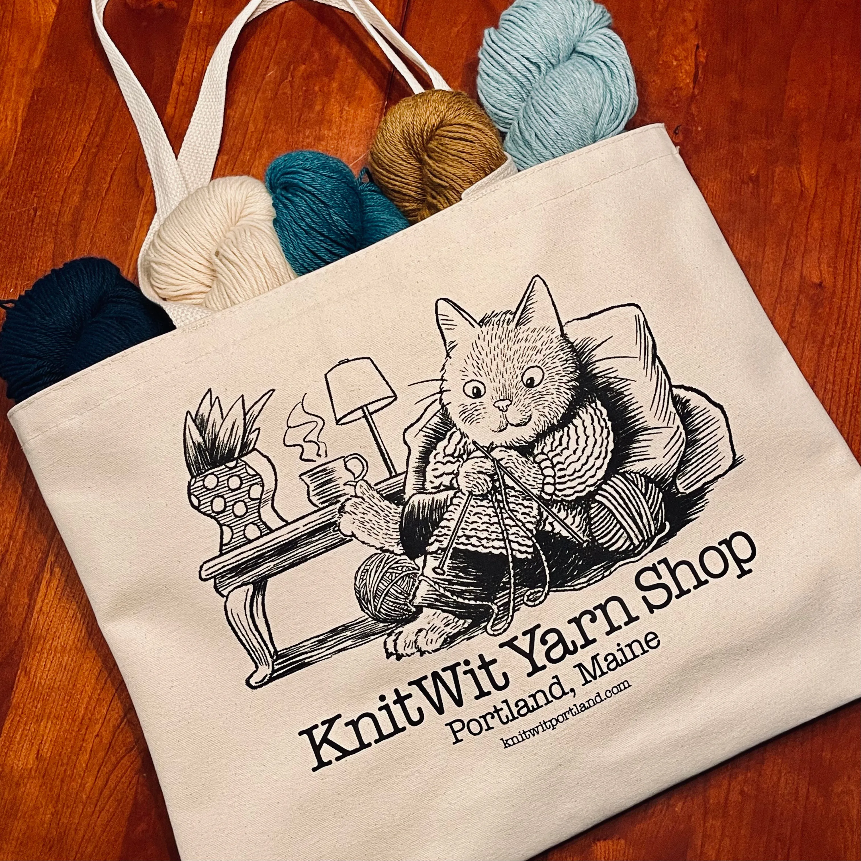 Exclusive KnitWit Shop Bags
