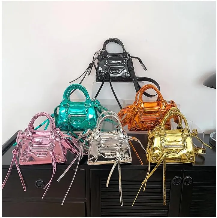 Fashion Crossbody Bag for Women, Shiny Y2K Shoulder Bag Handbags Top Handle Bag Women Ladies Grunge Sling Purse Casual (silver)
