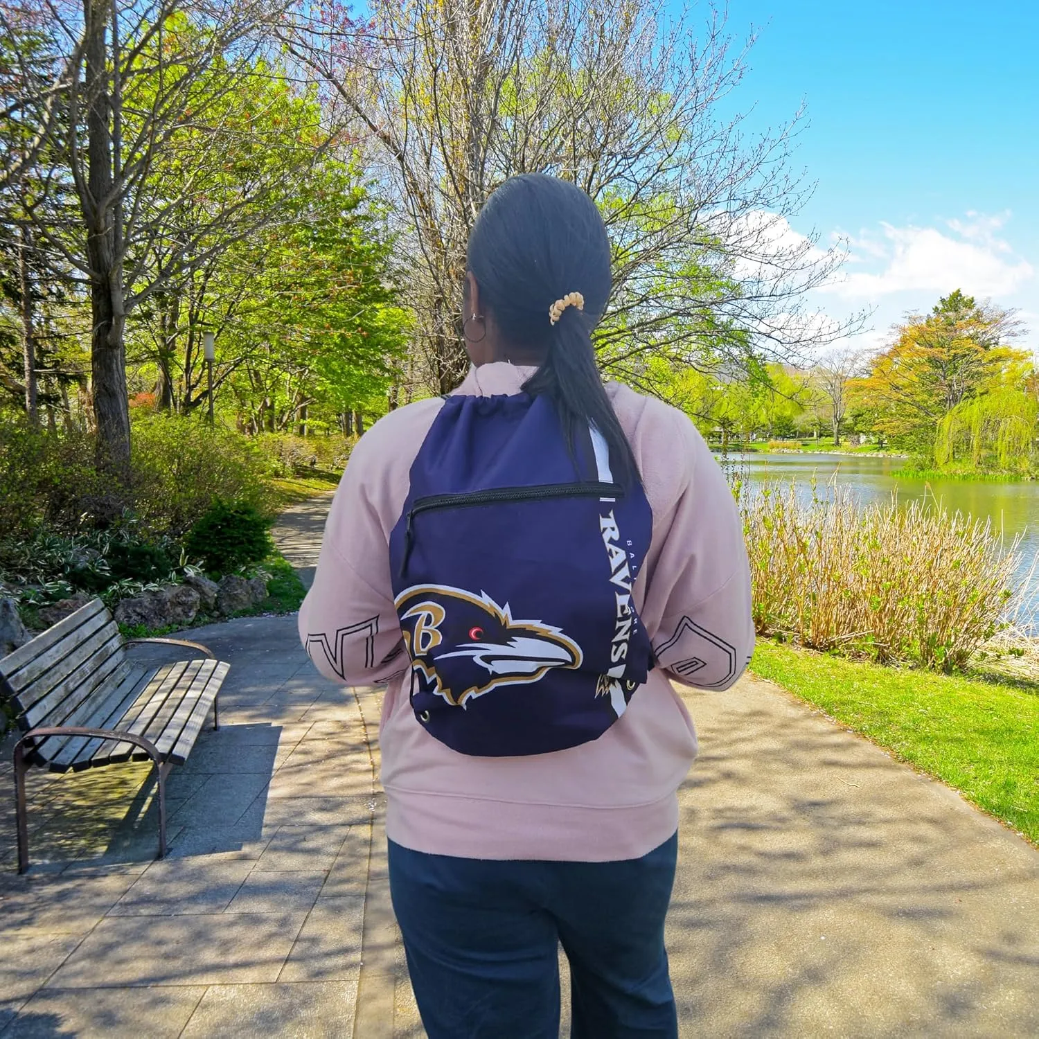 FOCO Baltimore Ravens Big Logo Drawstring Backpack with Zippered Pocket – Limited Edition Ravens Bag – NFL Gear – Show Your Team Spirit with Officially Licensed Baltimore Fan Gear