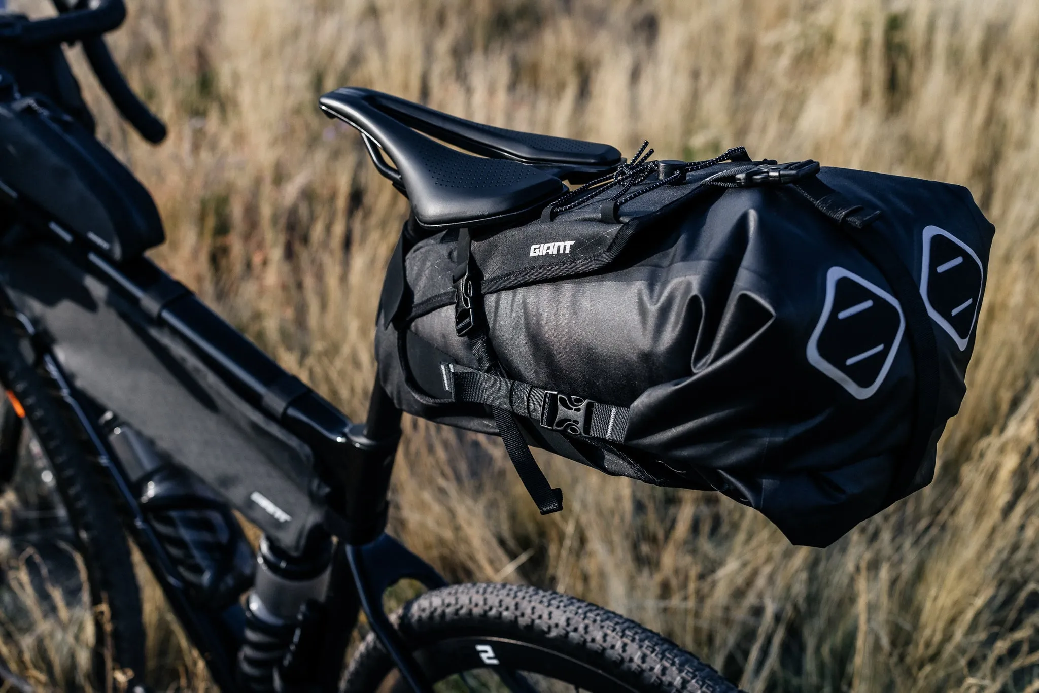 Giant H2Pro Saddle Bag - Medium 10L