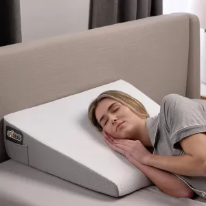 GORILLA GRIP Bed Wedge Pillow for Sleeping, Soft Dual Layer Memory Foam, Stay in Place Dots, Breathable, Ergonomic Headboard Triangle Sleep Support, Reading Elevation Anti Snoring, 7.5in White Gray