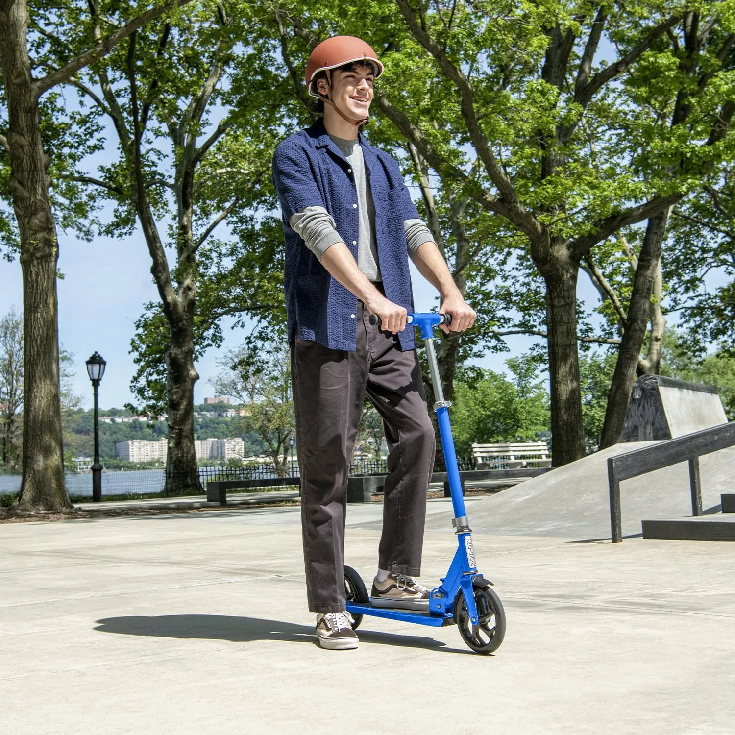 Jetson 2-Wheel Kick Scooter, Sturdy Wide Deck, Height Adjustable Handlebar, Rear Brake, Easy-Folding Mechanism, 8 inch wheels