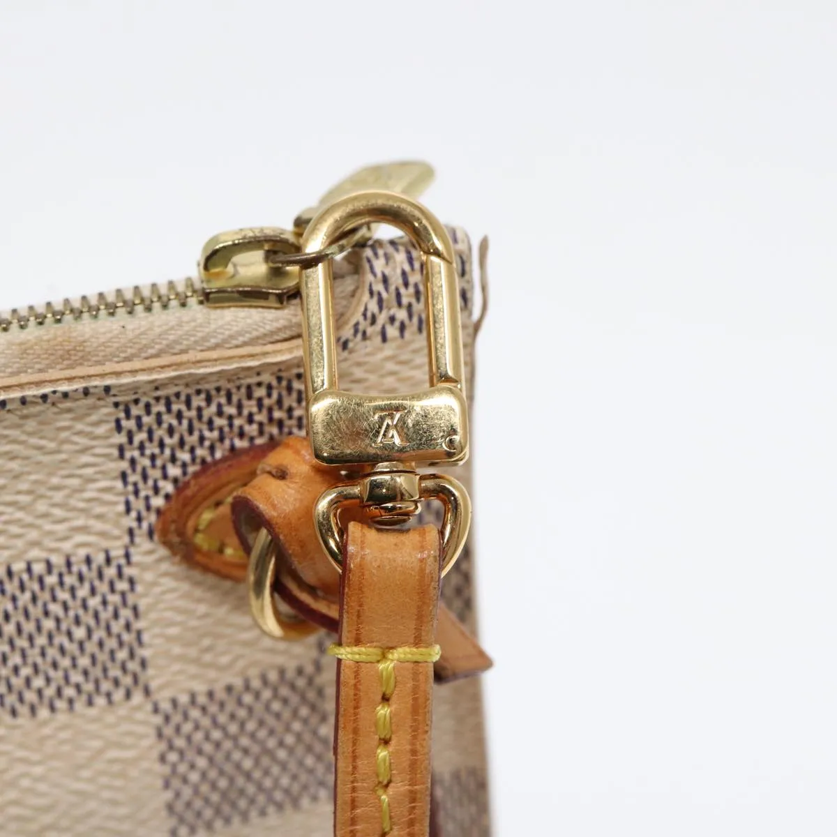 LOUIS VUITTON Damier Azur Neverfull MM Pouch Pouch LV Auth 88330