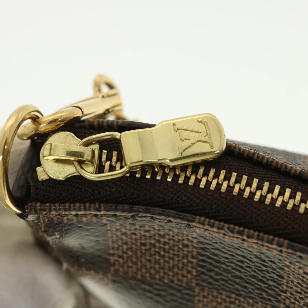 LOUIS VUITTON Damier Ebene T&B Mini Pochette Accessoires Pouch N58011 Auth 39918
