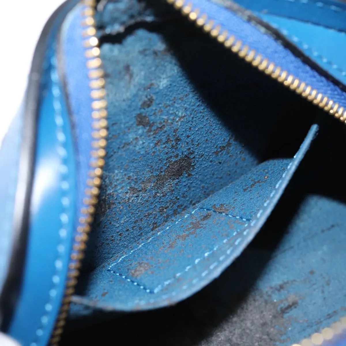 LOUIS VUITTON Epi Dauphine PM Pouch Blue M48445 LV Auth 88777