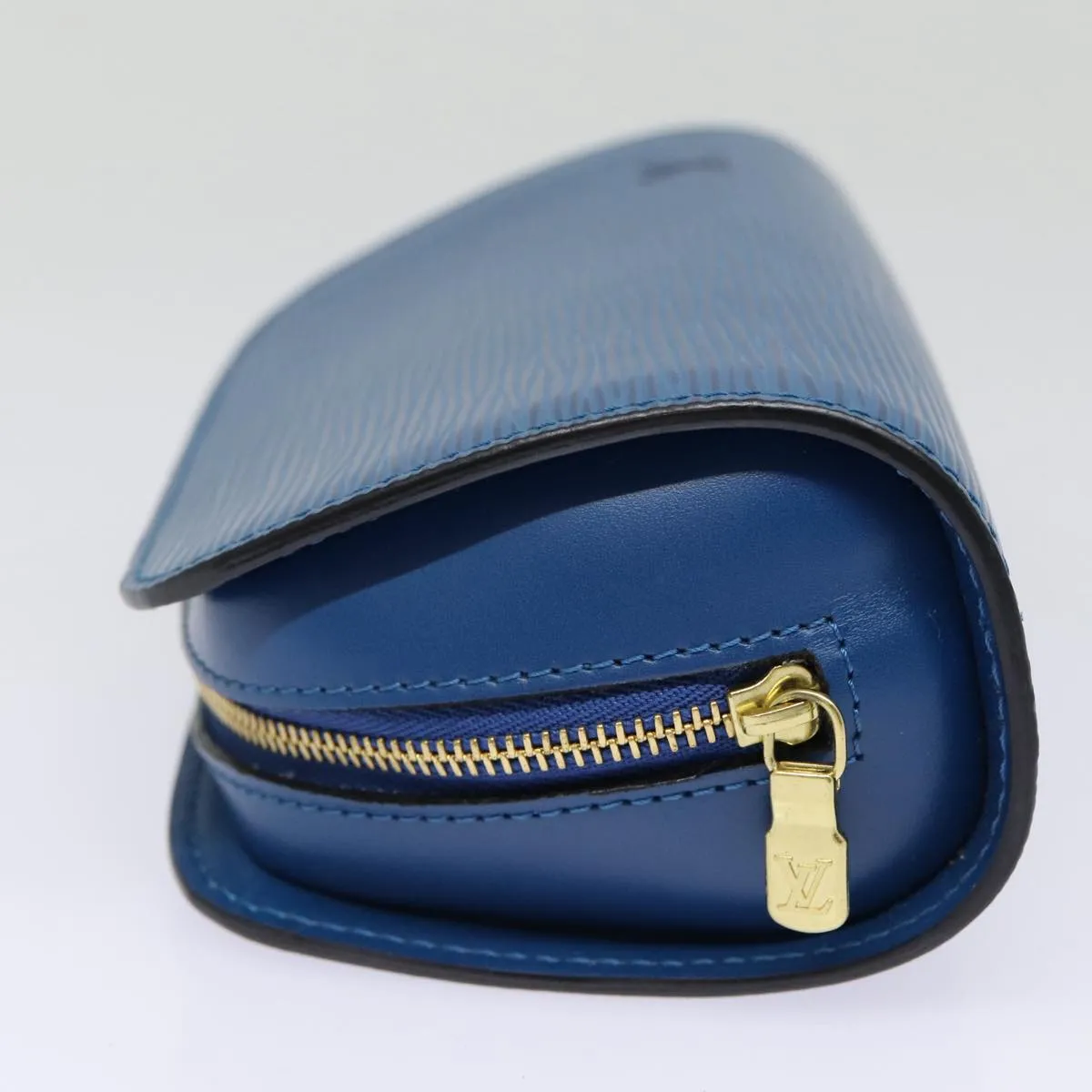 LOUIS VUITTON Epi Dauphine PM Pouch Blue M48445 LV Auth 88777