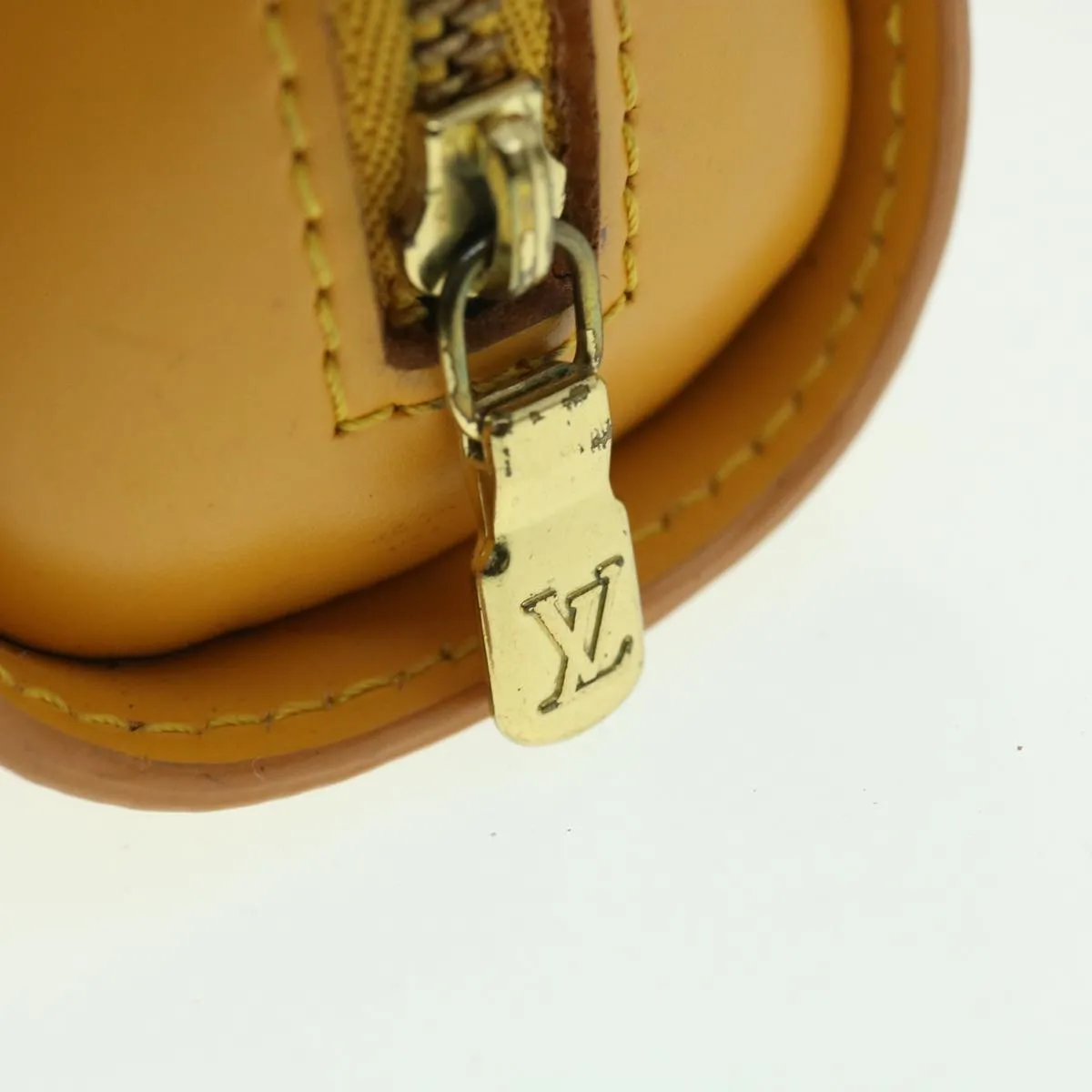 LOUIS VUITTON Epi Dauphine PM Pouch Yellow M48449 LV Auth 33752