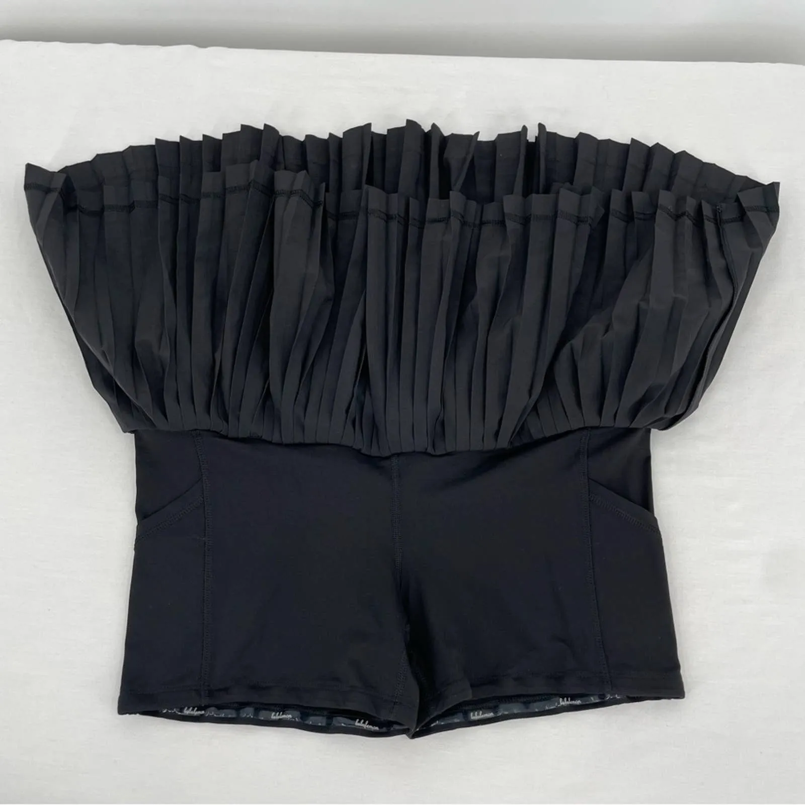 Lululemon Pleat to Street II Black Skirt Skort Golf Tennis Ballerina Twirly Size 6