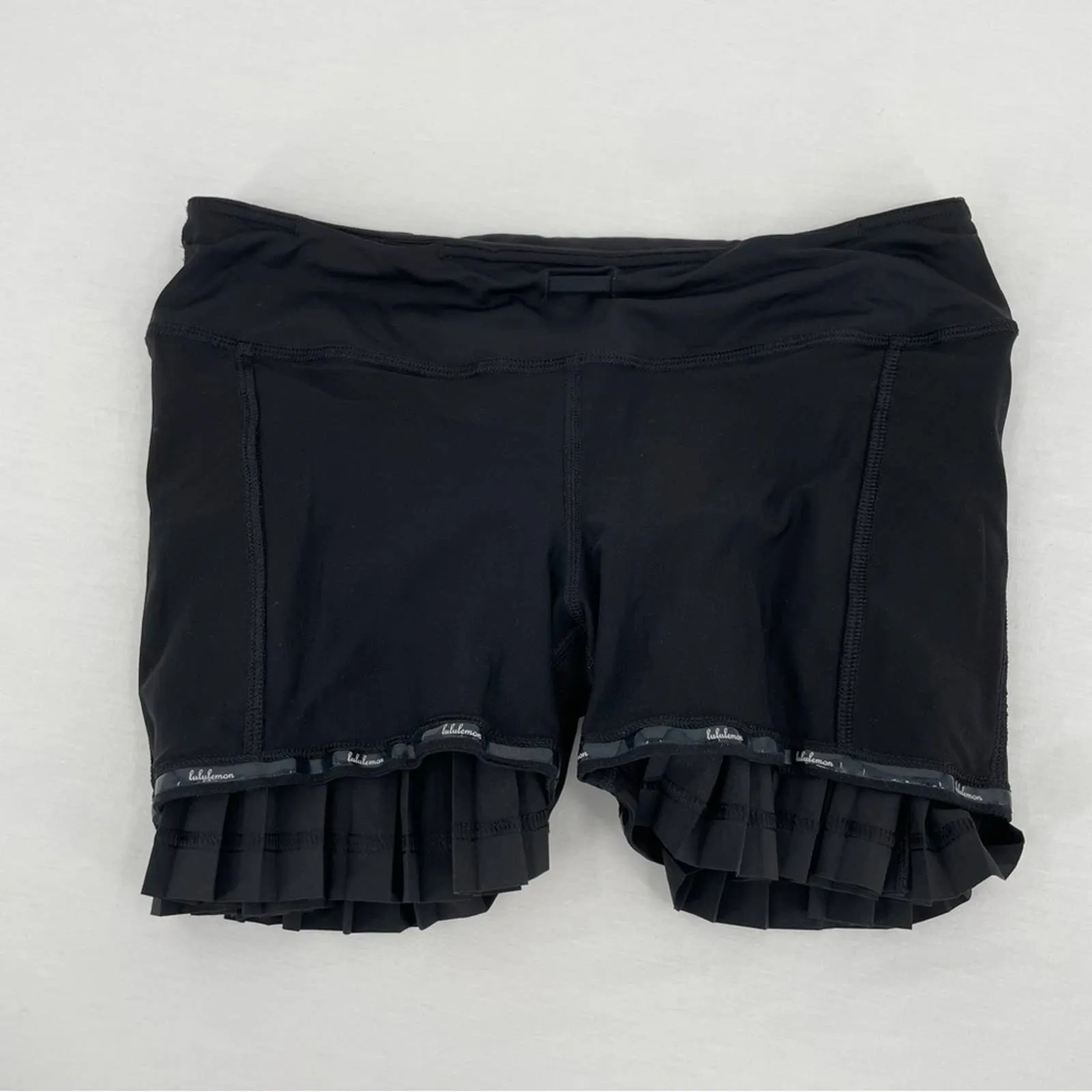 Lululemon Pleat to Street II Black Skirt Skort Golf Tennis Ballerina Twirly Size 6