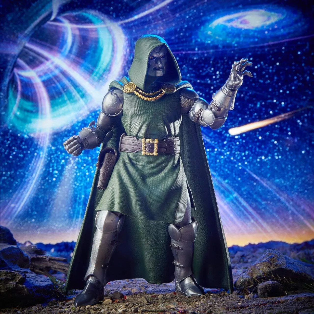 Marvel Legends Series Fantastic Four 6" Collectible Action Figure Doctor Doom Toy, Premium Design, 4 Accessories, 1 Build-A-Figure Part