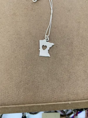 Minnesota Heart ❤️ Cut Through Charm