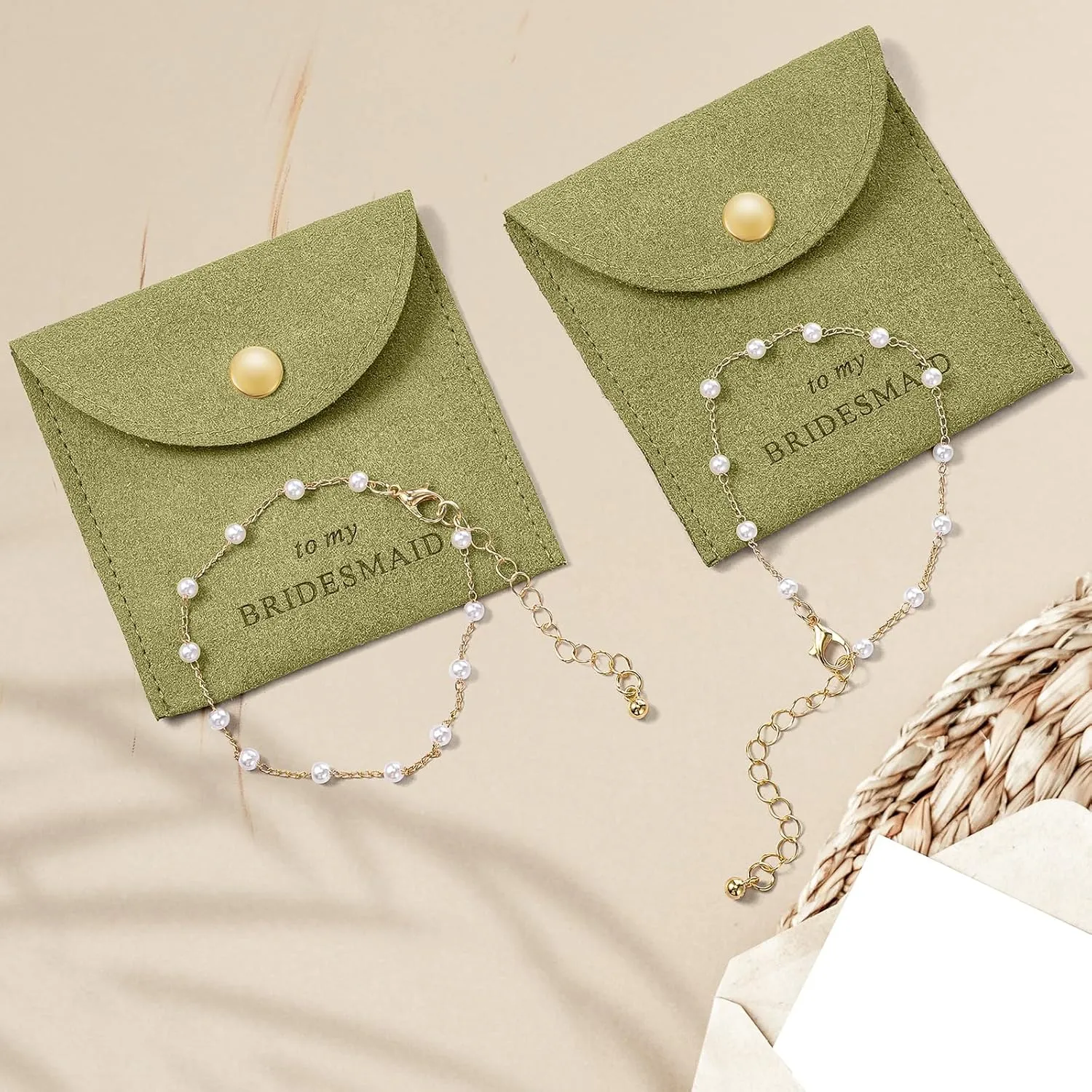 Quelay 16 Pcs Jewelry Bridesmaid Gift Pearl Bracelet Microfiber Jewelry Bag Pouch Set of 8 Jewelry Packaging bag Bridesmaid Proposal Favor for Wedding Bridal Birthday Party(Green,Button)