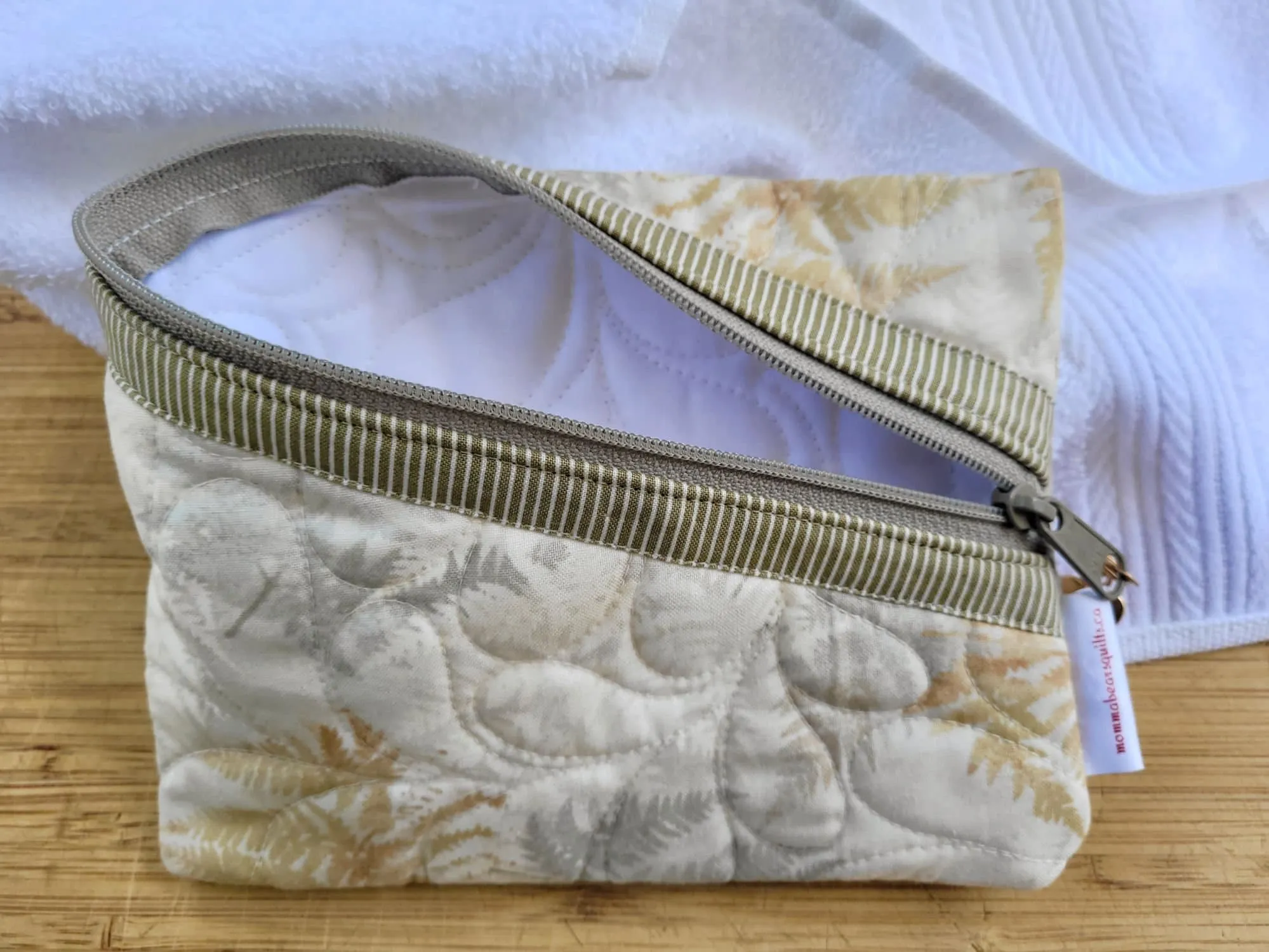 Quilted Zipper Pouch | Small Makeup Bag or Fabric Coin and Card Purse