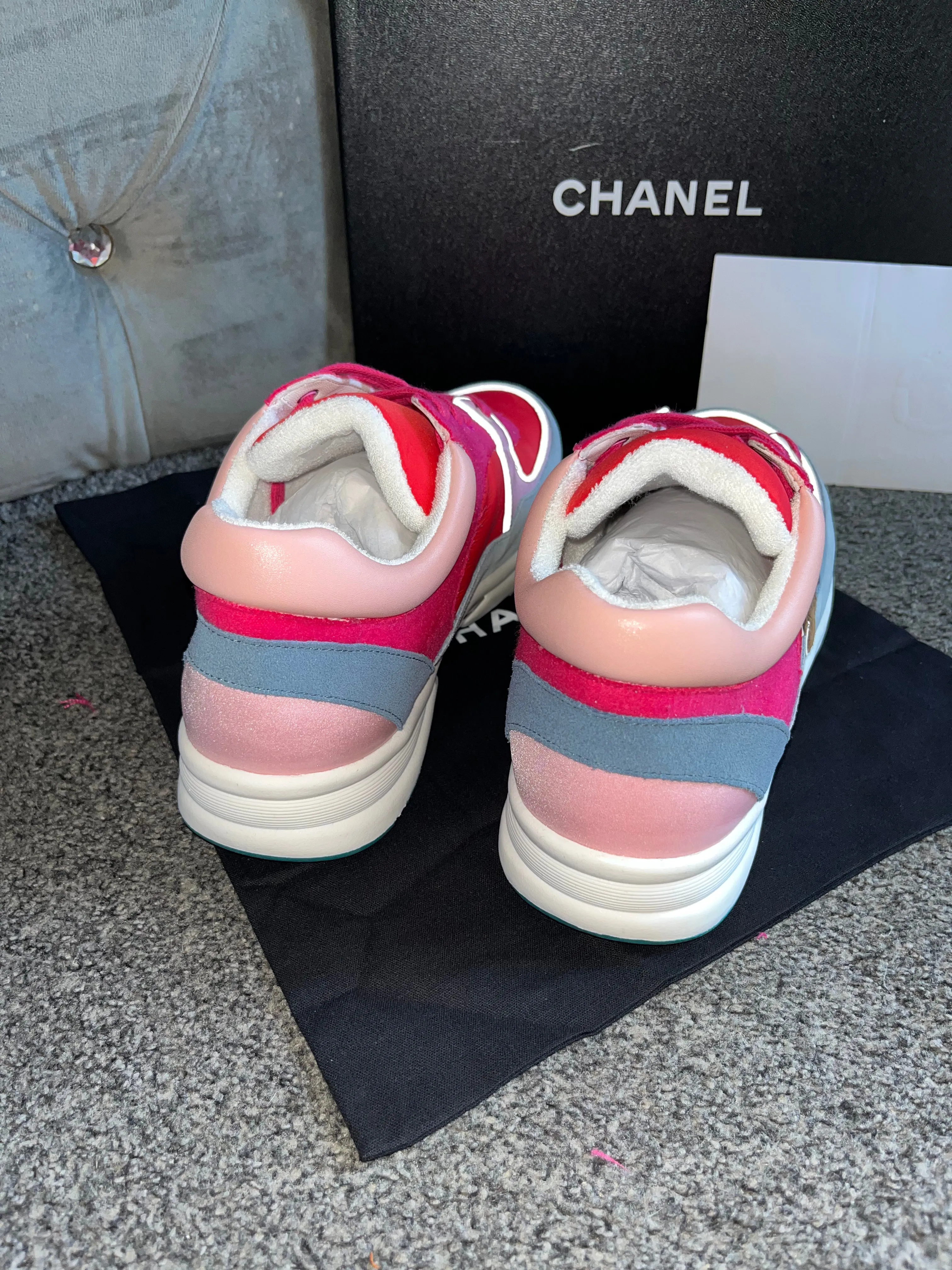 Reflective Colourful C Runner