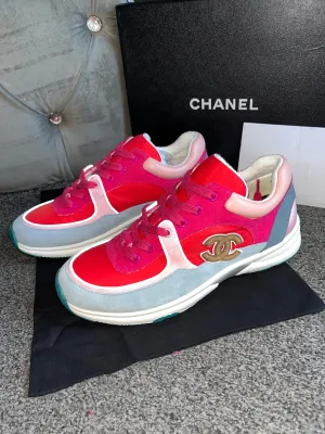 Reflective Colourful C Runner