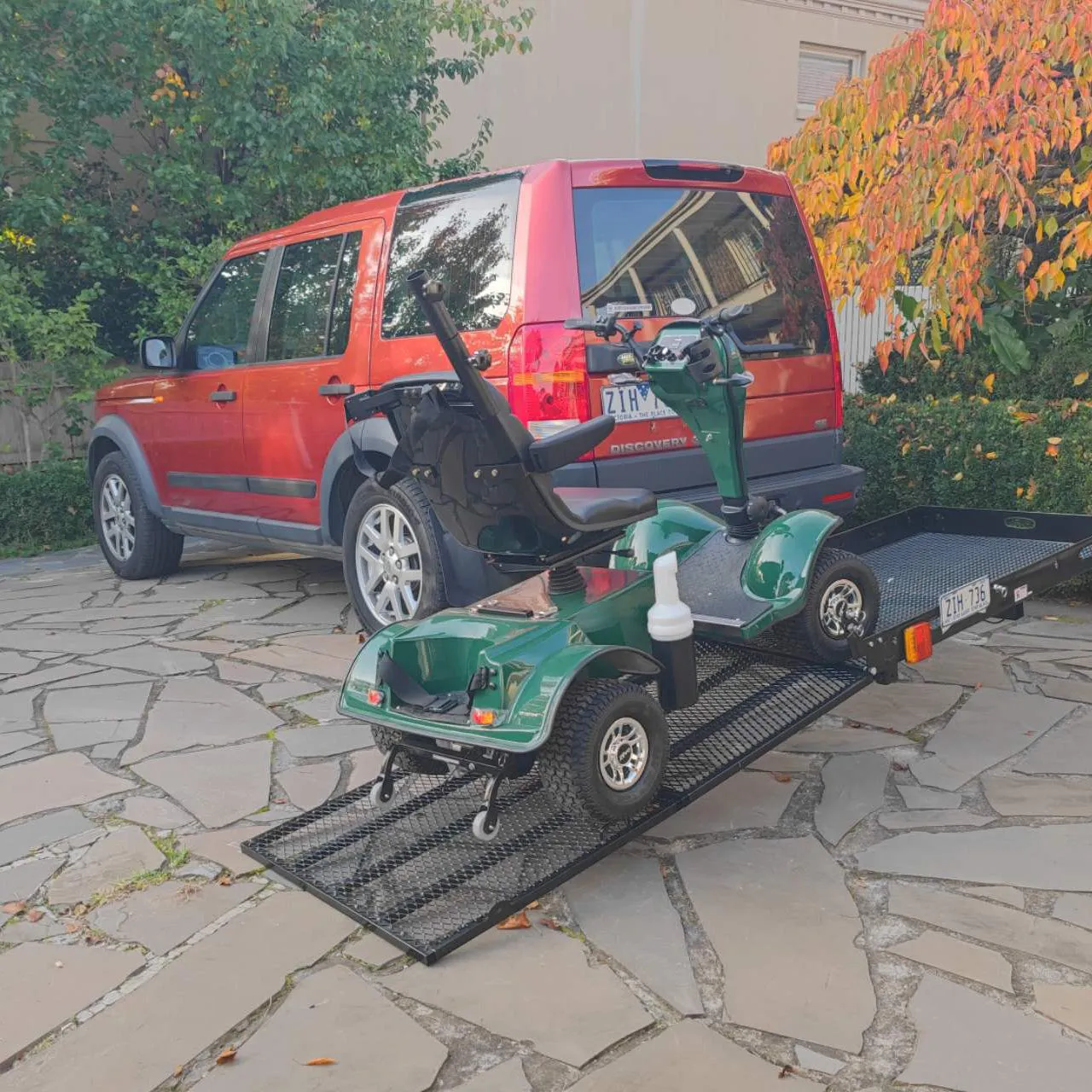 SC500XL Towbar Scooter Carrier with LED Lights and Gas Strut