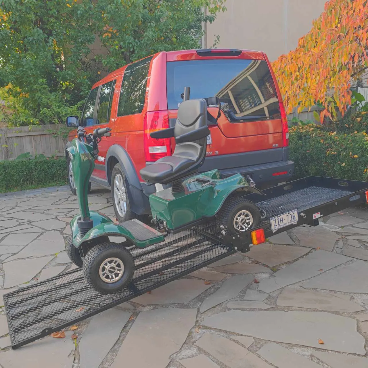 SC500XL Towbar Scooter Carrier with LED Lights and Gas Strut