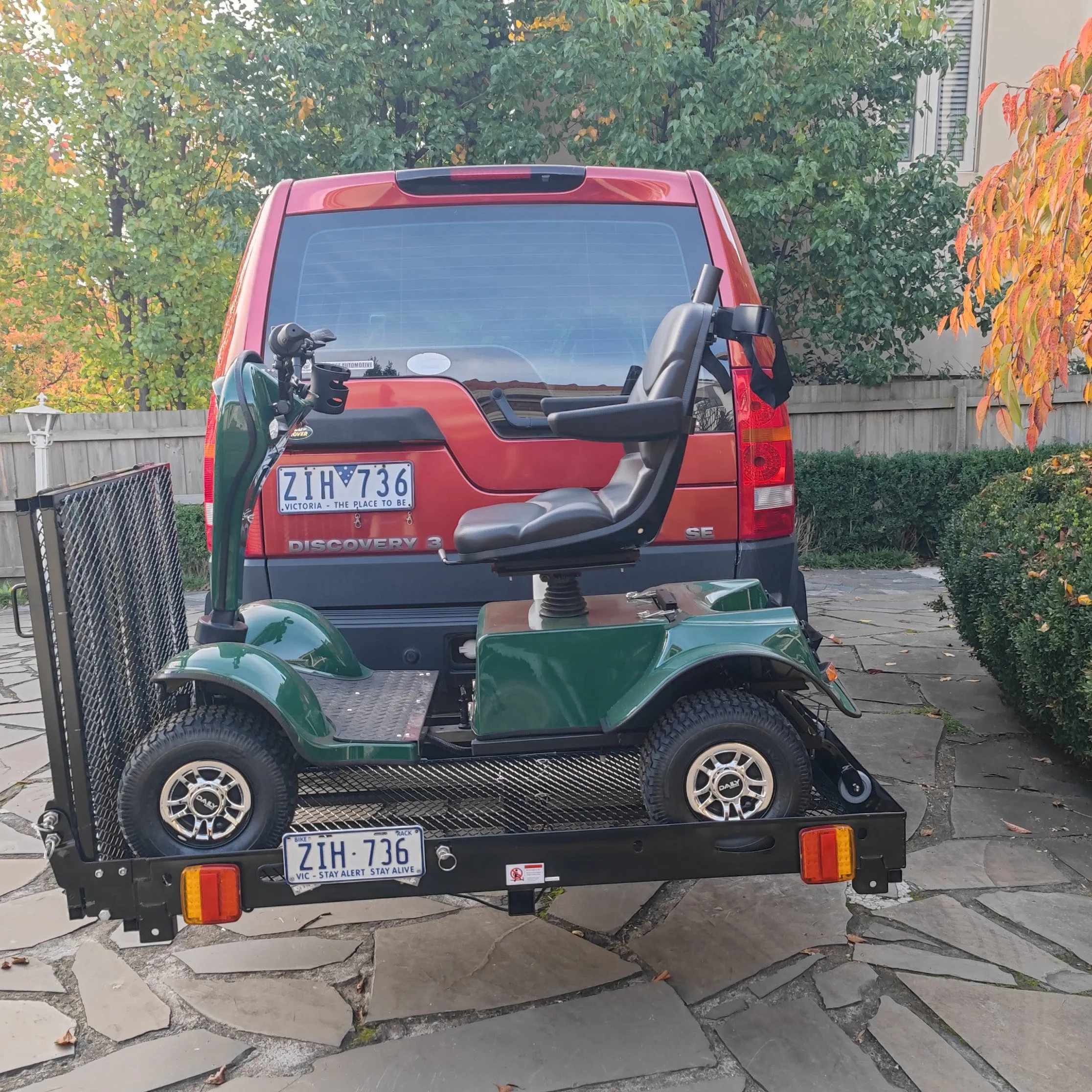 SC500XL Towbar Scooter Carrier with LED Lights and Gas Strut
