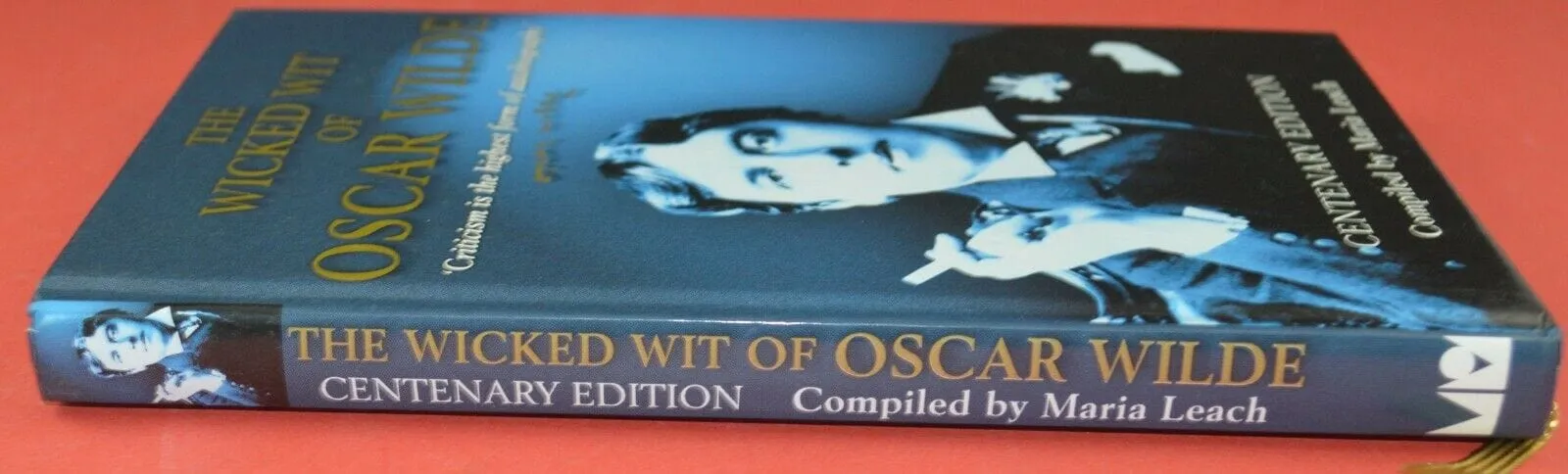 SECONDHAND BOOK THE WICKED WIT OF OSCAR WILDE CENTENARY EDITION(PREVIOUSLY OWNED)GOOD CONDITION
