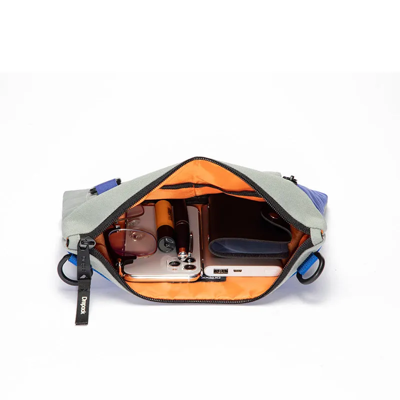 StealthTech Reflective Messenger Bag - Cutting-Edge Men's Color Block Techwear