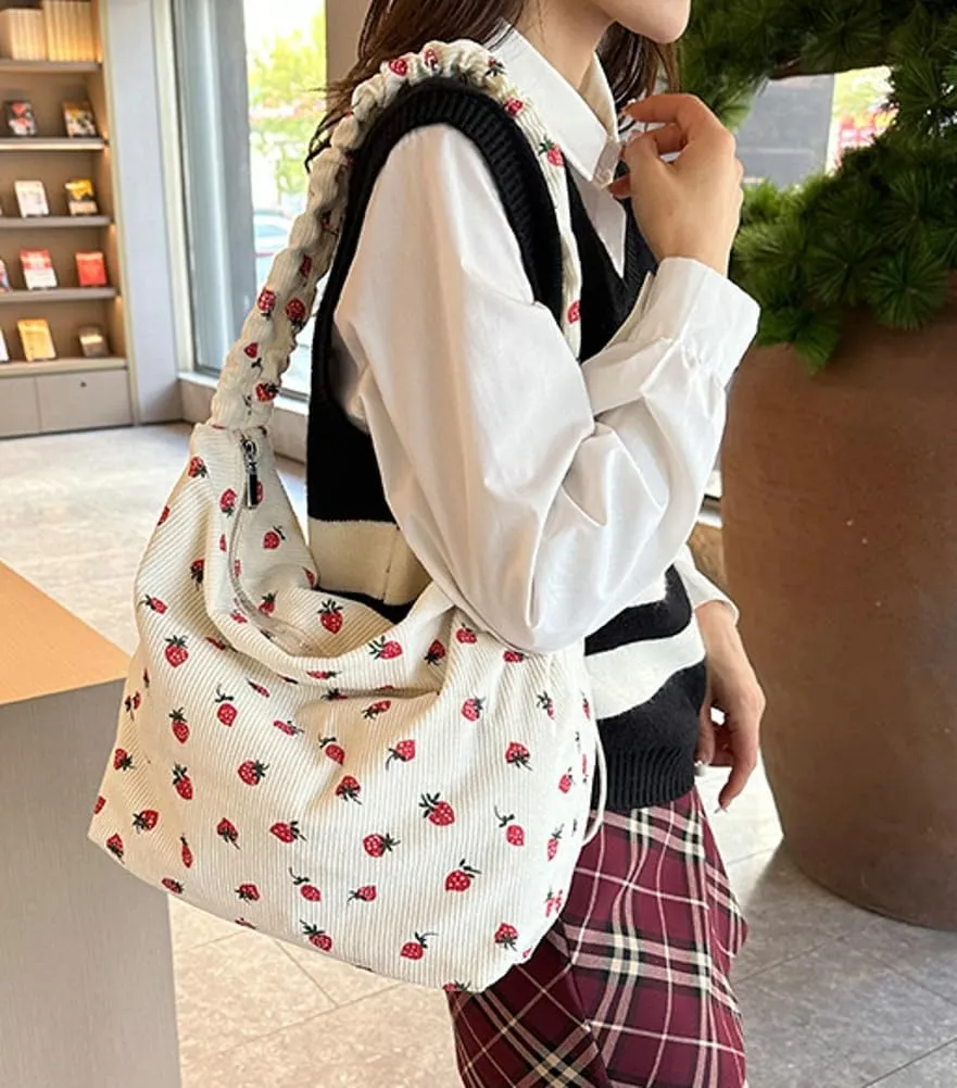 Strawberry Shoulder Bag for Women Cute Tote Purse Messenger Bag Large Capacity Tote Handbag Strawberry Purse Satchel