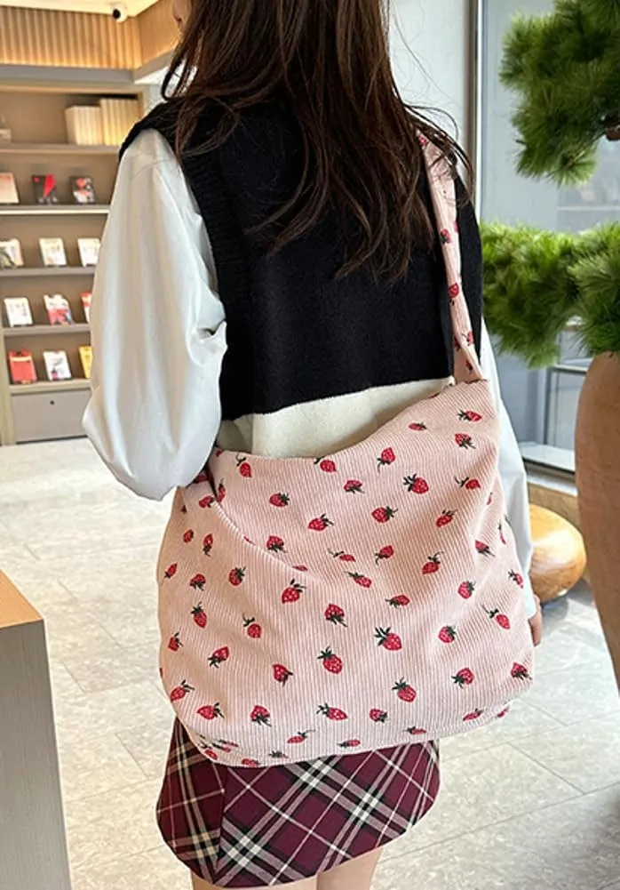 Strawberry Shoulder Bag for Women Cute Tote Purse Messenger Bag Large Capacity Tote Handbag Strawberry Purse Satchel