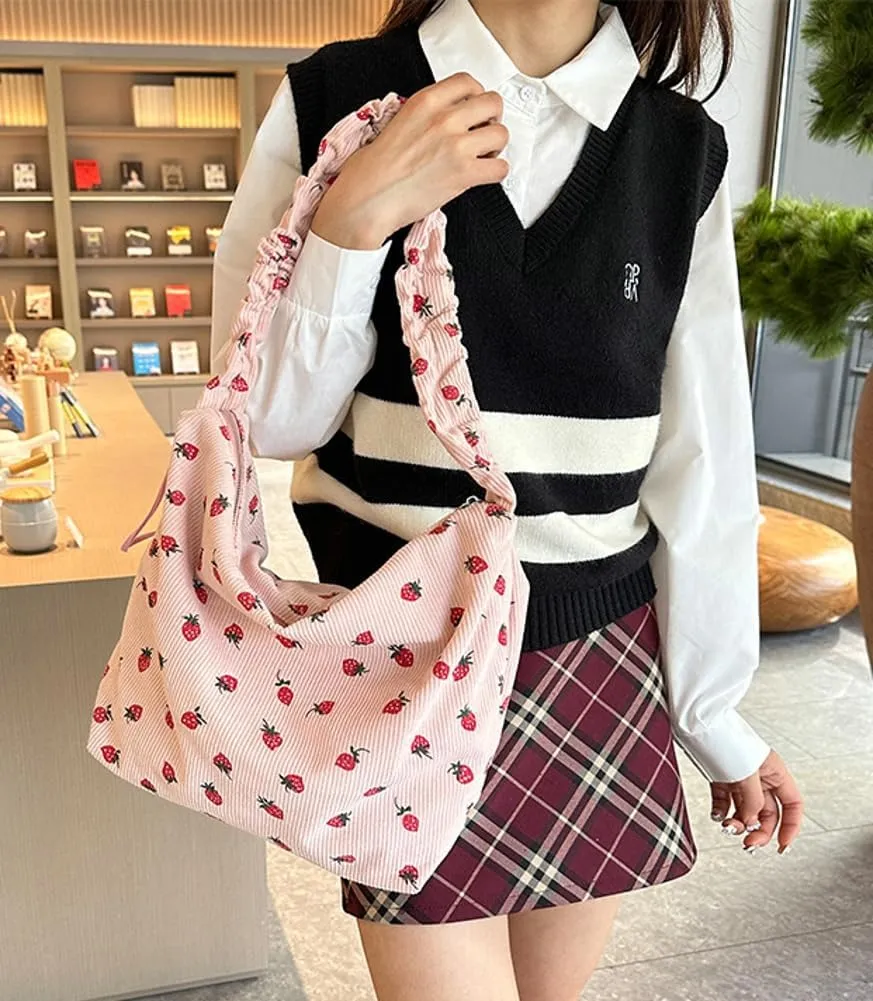Strawberry Shoulder Bag for Women Cute Tote Purse Messenger Bag Large Capacity Tote Handbag Strawberry Purse Satchel