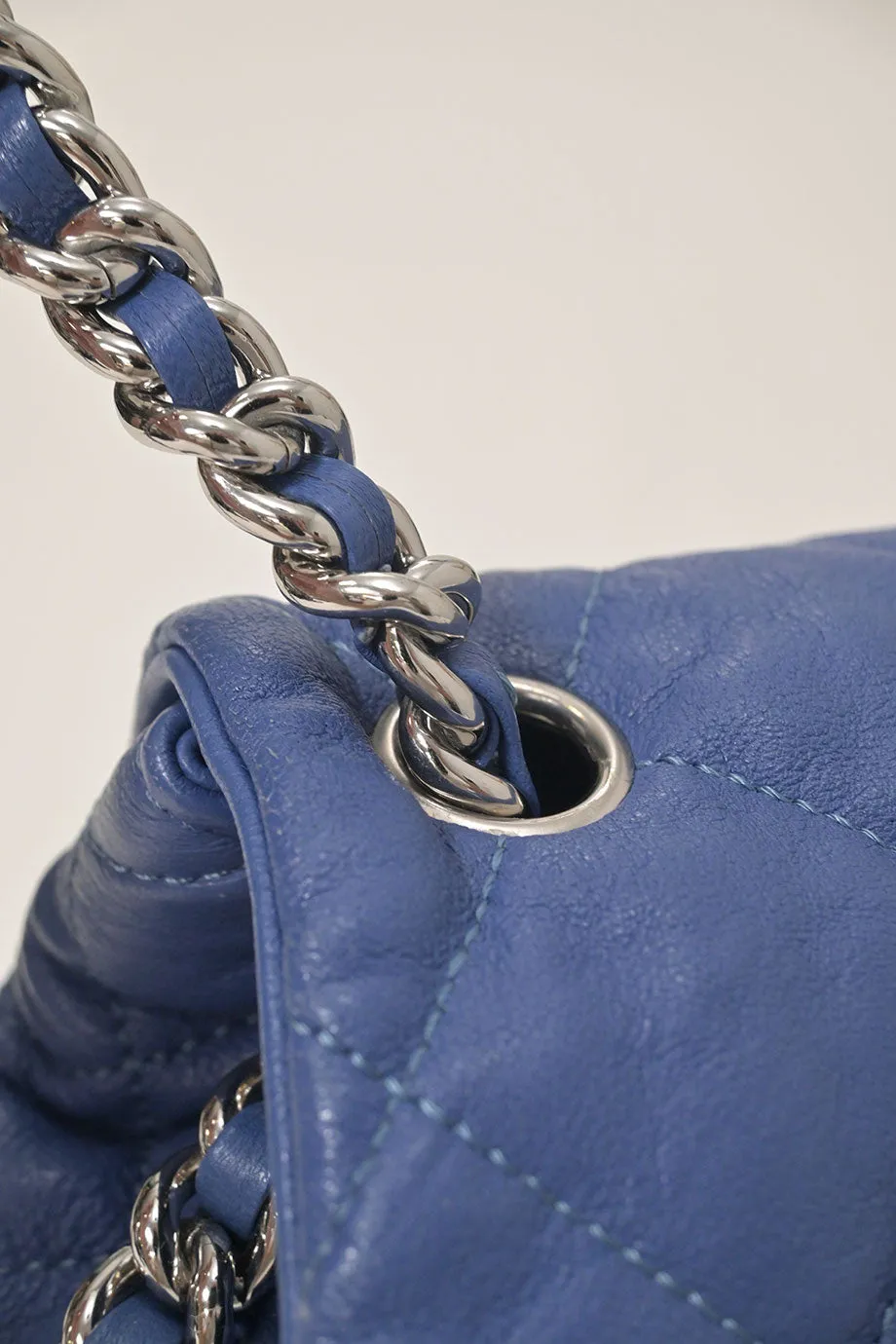 [WB7116] Chanel | Cross-Body Bag